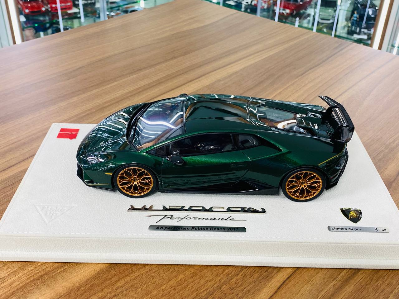 1/18 Resin Make up Lamborghini HURACAN Performance Limited Edition Green