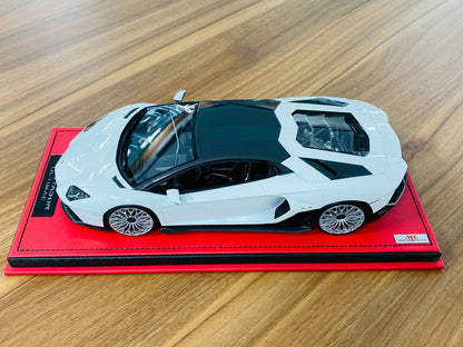 1/18 resin MR Collection Lamborghini Aventador ULTIMATE white Limited Edition