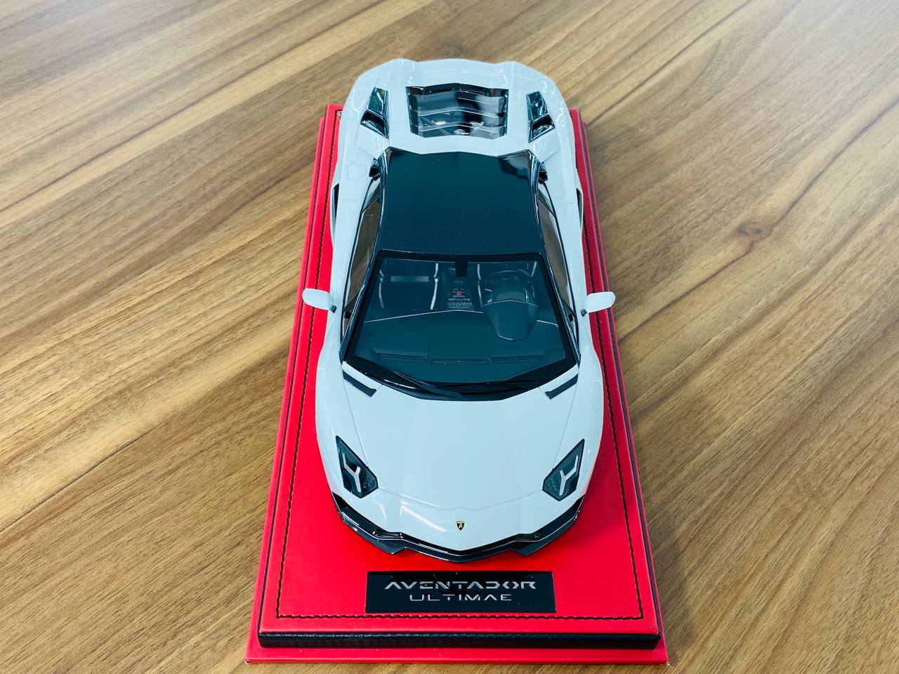 1/18 resin MR Collection Lamborghini Aventador ULTIMATE white Limited Edition