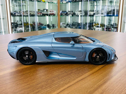 1/18 Diecast Model AUTOart Koenigsegg Regera blue