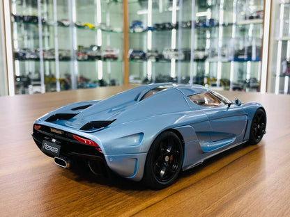 1/18 Diecast Model AUTOart Koenigsegg Regera blue