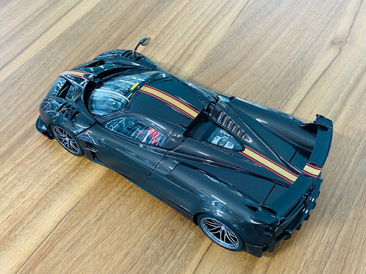 1/18 Diecast LCD Pagani Huayra BC Roadster Grey