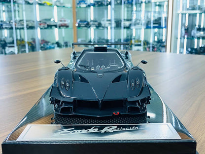 1/18 Resin Dino Model Pagani Zonda Revolución Carbon Fiber/Black.3  Limited to 15 pieces