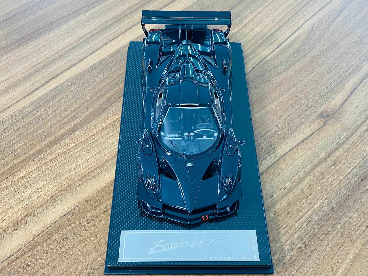 1/18 Resin Dino Model Pagani Zonda Revolución Carbon Fiber/Black.3  Limited to 15 pieces