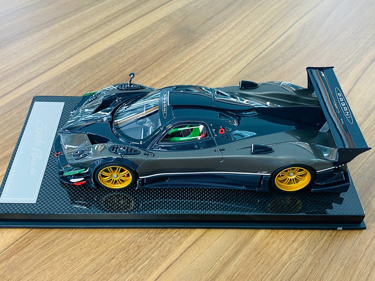 1/18 Resin  Dino Model Pagani Zonda Revolución Carbon Fiber/Grey Limited to 15 pieces