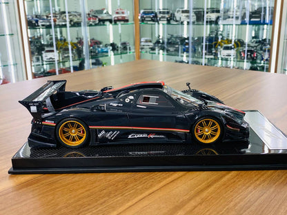 1/18 Resin Dino Model Pagani Zonda Revolución Carbon Fiber/Black.2 Limited to 15 pcs.