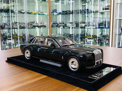 1/18 Resin H&H Rolls Royce Phantom Extended Wheelbase Series II in Diamond Black