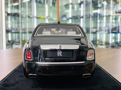 1/18 Resin H&H Rolls Royce Phantom Extended Wheelbase Series II in Diamond Black