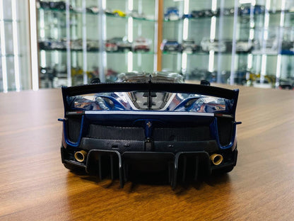 1/18 Diecast Bburago Ferrari FXX K #27 blue