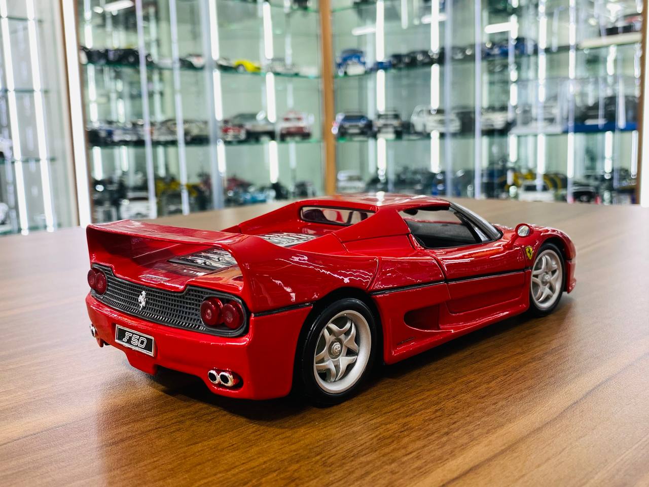 1/18 Diecast Bburago Ferrari F50 Red