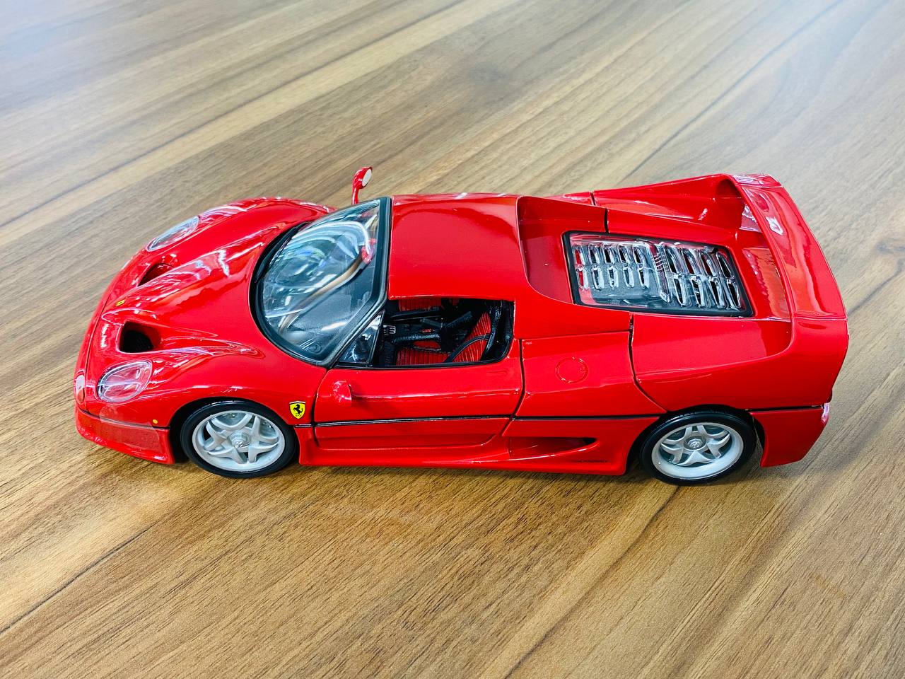 1/18 Diecast Bburago Ferrari F50 Red