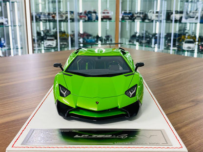 1/18 Resin Model Dino Lamborghini Aventador LP 750-4 SV - Limited 30 pcs