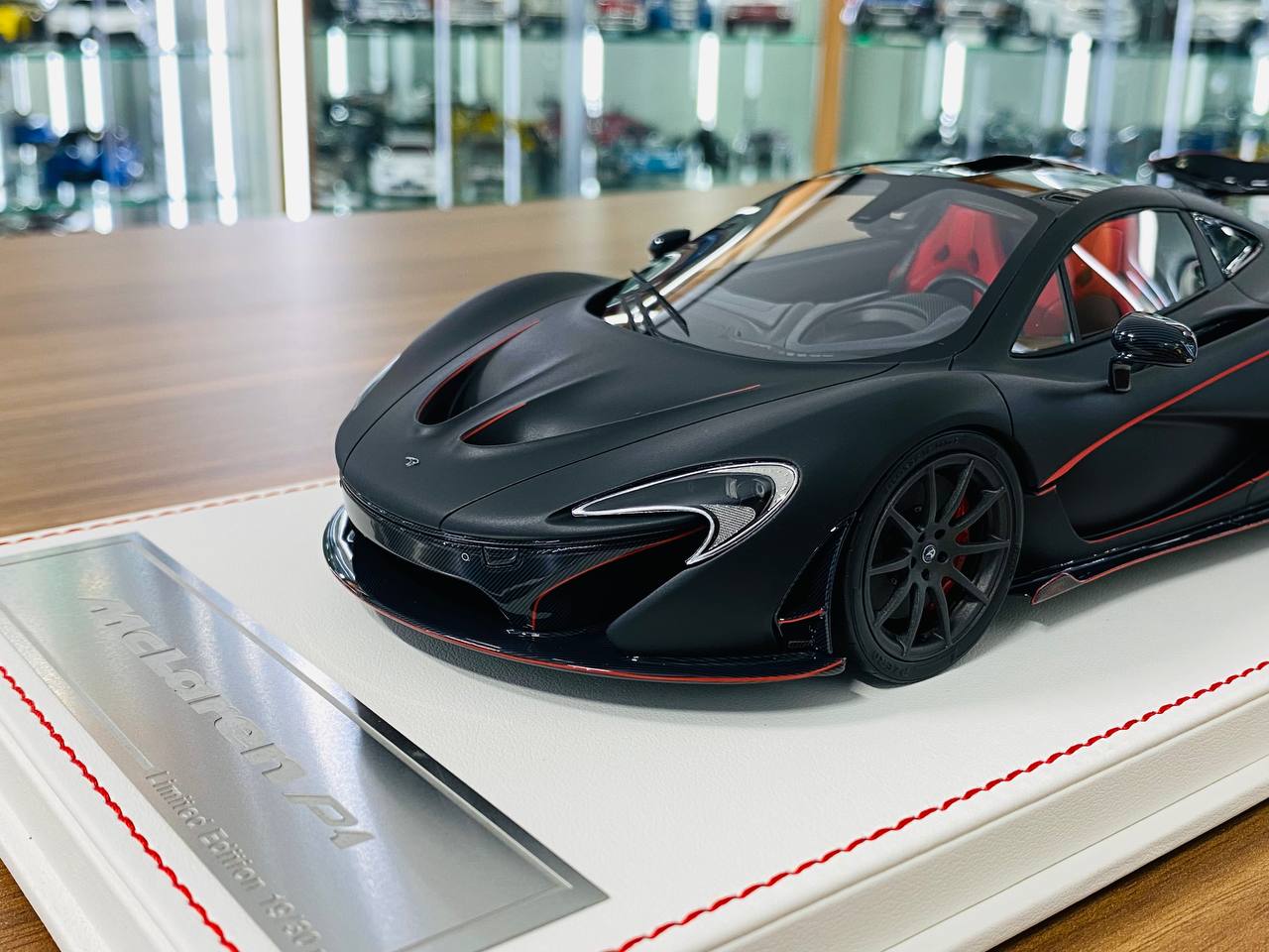 1/18 Resin Model Dino McLaren P1 - Limited 30 pcs