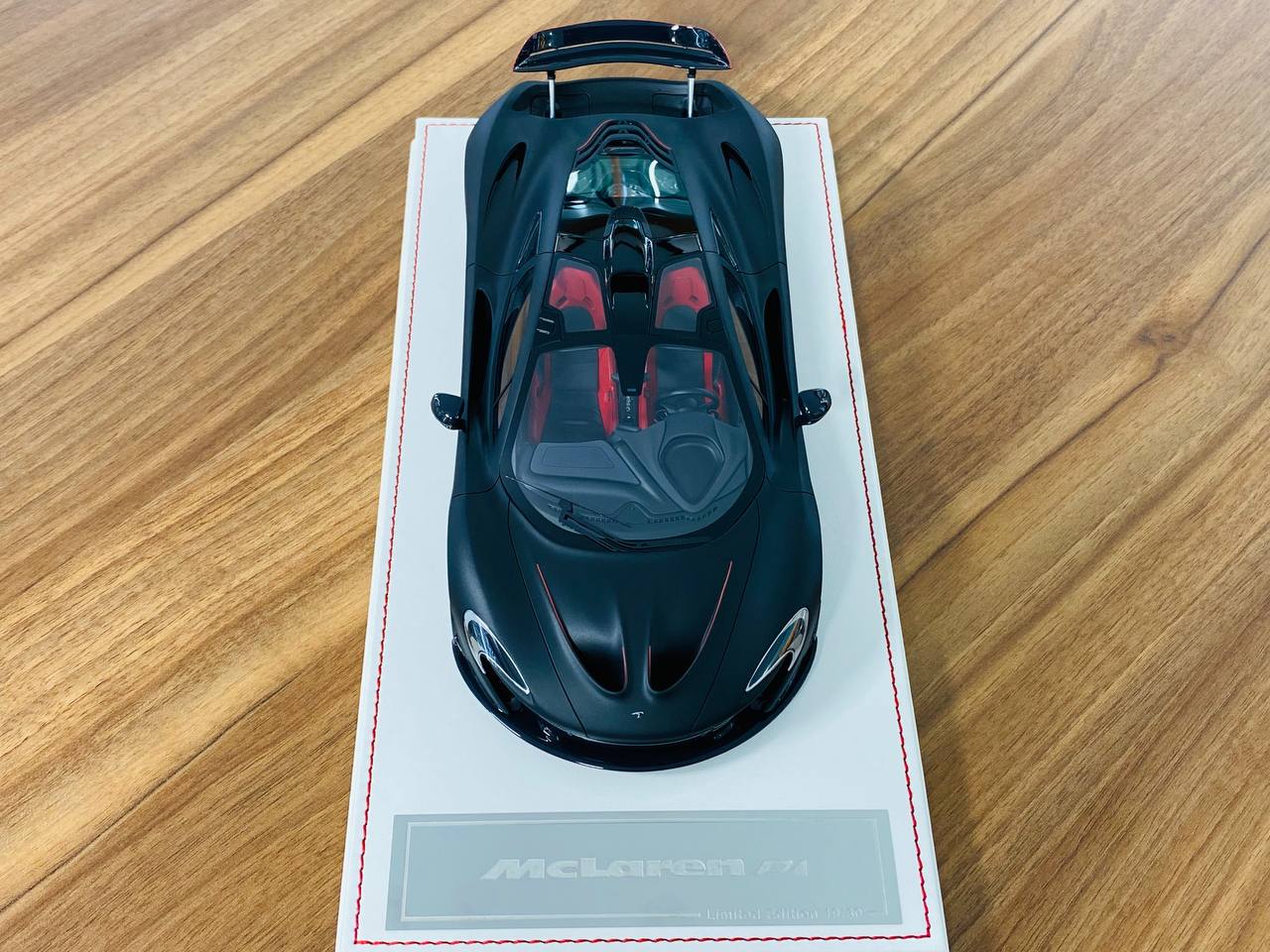 1/18 Resin Model Dino McLaren P1 - Limited 30 pcs