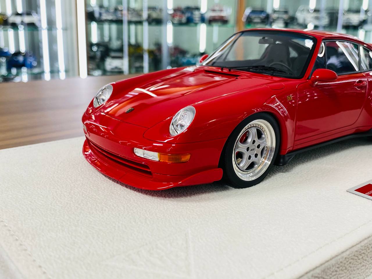 1/18 Resin Make Up Porsche 911 (993) Carrera RS 1995 Japan Ver. - Guard Red - Limited Edition