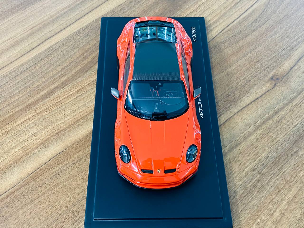 1/18 Resin Spark Models Porsche 911 GT3 mit Touring-Paket - Lavaorange - Limited 500pcs