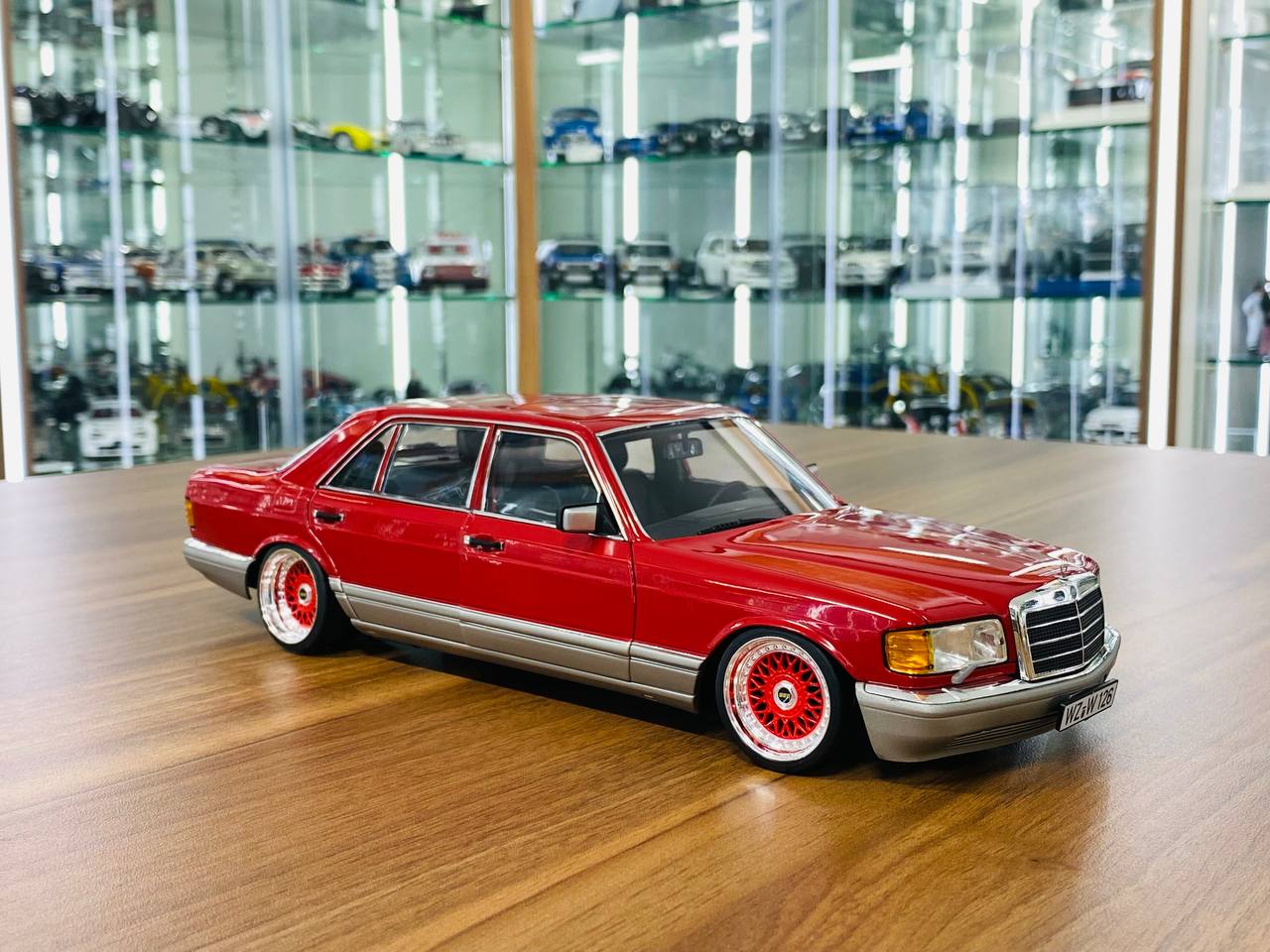 1/18 Diecast Norev Mercedes Benz 560 SEL (W126) 1987 Custom BBS Wheels Red Limited Edition