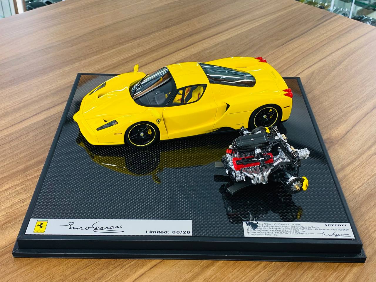 1/18 Resin Model General Models Ferrari Enzo with Engine - Yellow - Limited 20 Units