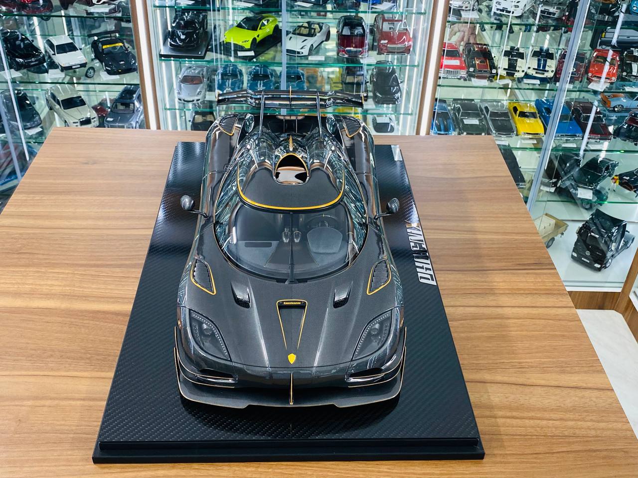 1/8 Resin FrontiArt Koenigsegg Agera PHOENIX - Full Carbon Fiber/Gold - Limited 100 pcs