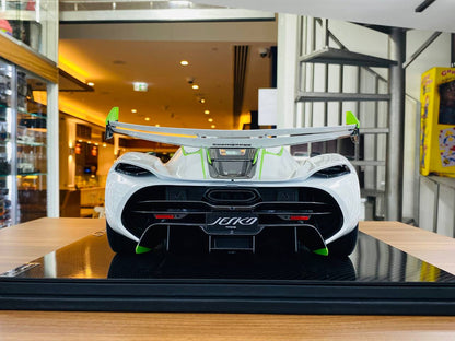 1/8 Resin Model FrontiArt Koenigsegg Jesko - Crystal White - Limited 100 pcs