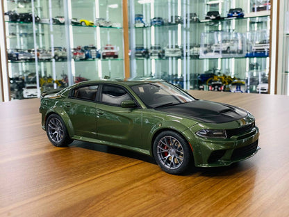 1/18 Diecast Dodge Charger SRT Hellcat Wide Body Green GT Spirit Model Car