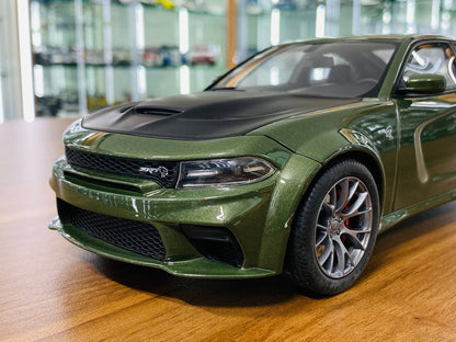 1/18 Diecast Dodge Charger SRT Hellcat Wide Body Green GT Spirit Model Car