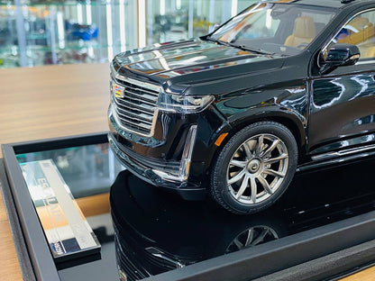 1/18 RESIN Cadillac Escalade Black Motorhelix Scale Model Car