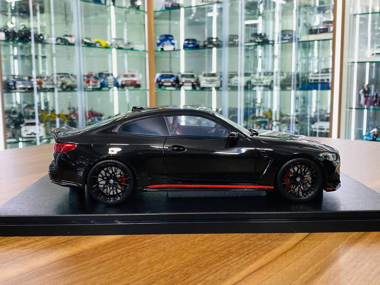 1/18 Resin Model - GT Spirit BMW M4 CSL in Black (Limited Edition)