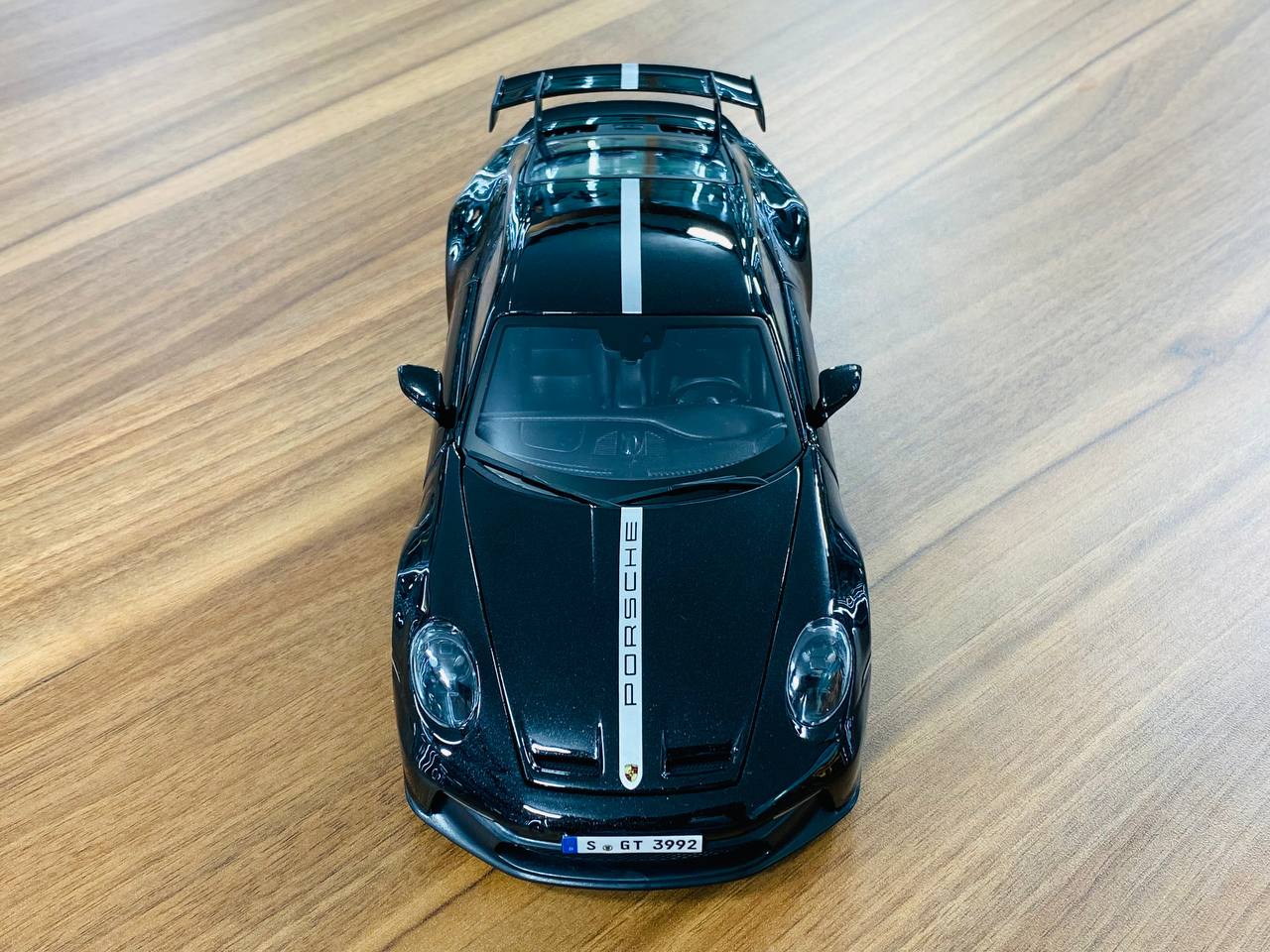 1/18 Diecast Maisto Porsche 911 GT3 Black - Full opening