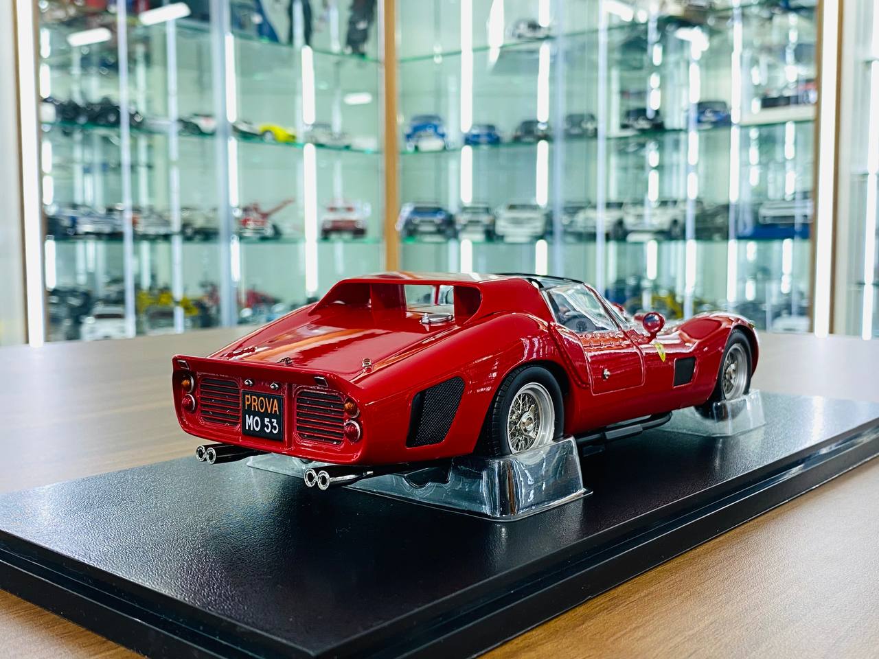 1/18 Diecast KK Scale Ferrari 330 TRI ( 1962 ) in Red