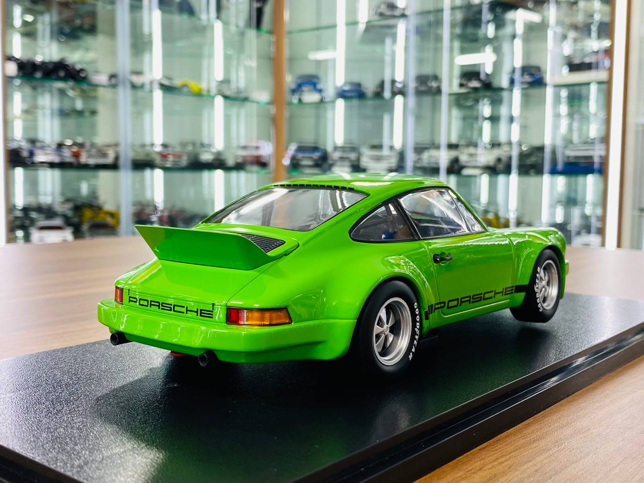 1/18 Resin Werk83 Porsche 911 Carrera RSR 3.0 Green