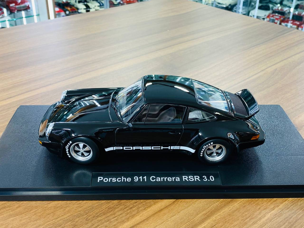 1/18 Resin Werk83 Porsche 911 Carrera RSR 3.0 Black