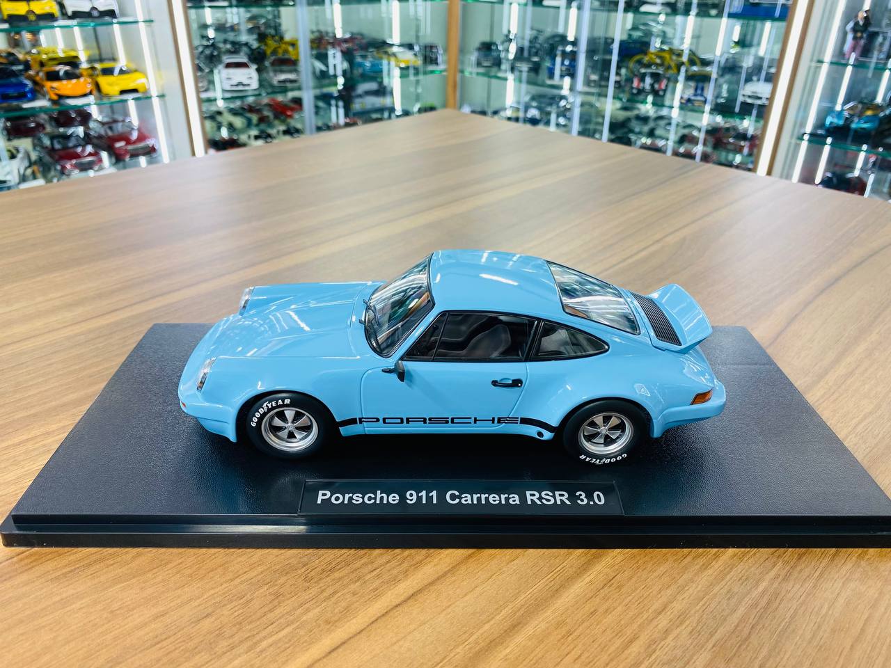 1/18 Resin Werk83 Porsche 911 Carrera RSR 3.0 in Blue