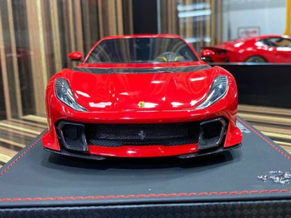 1/18 Diecast Ferrari 812 Competizione 2021 Rosso Corsa 322Scale Model Car