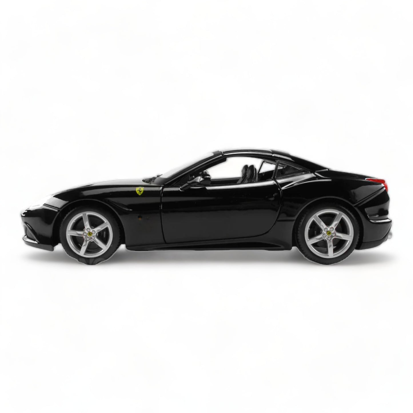 1/18 Diecast Ferrari California T Closed Top Black Bburago Scale Model Car