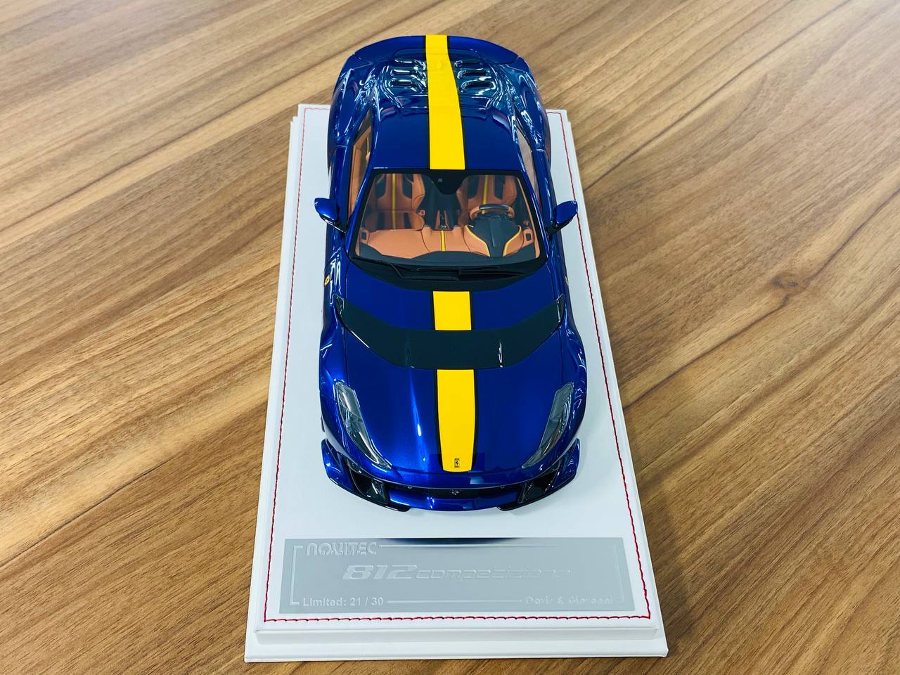 1/18 Resin Davis & Giovanni Ferrari 812 Competizione Novitec in Metallic Dark Blue - Limited Edition