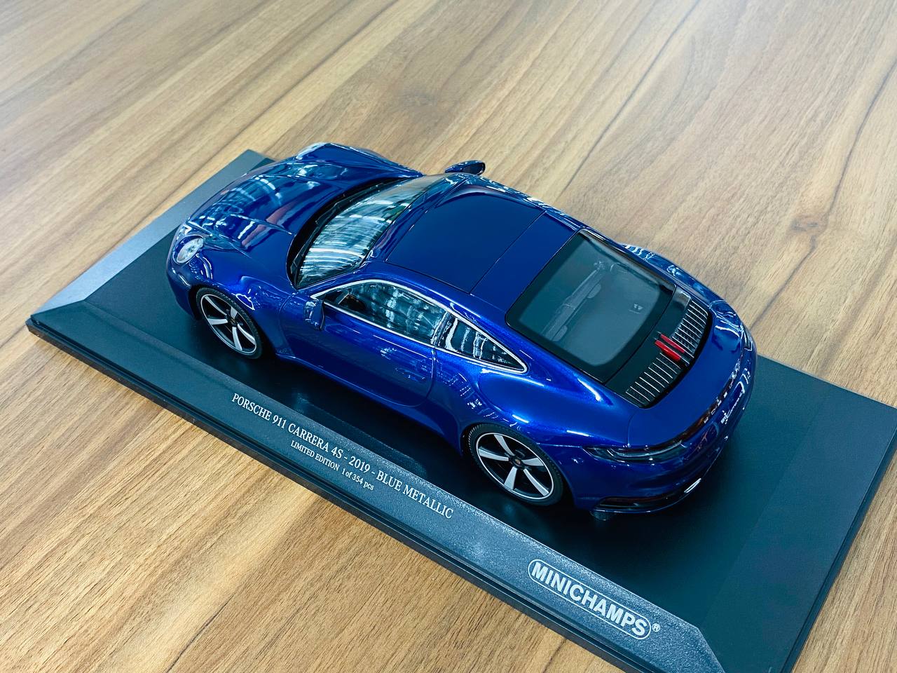 Exclusive Diecast Model - Porsche 911 Carrera 4S 2019 | Metallic Blue Limited Edition