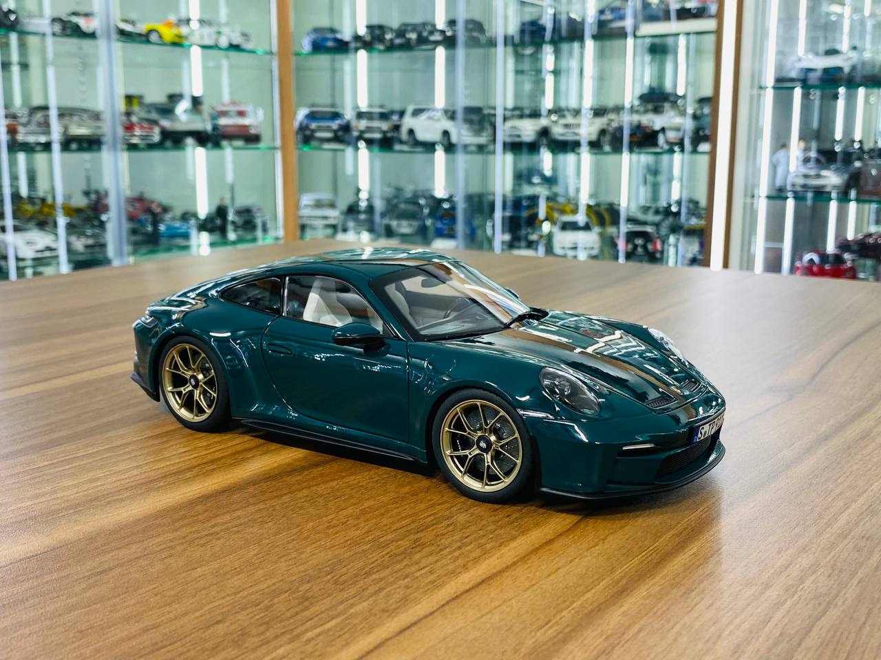 1/18 Diecast Norev Porsche 911 GT3 Touring 2021 in PTS Fjord Green - Limited Edition