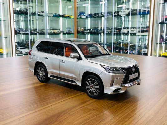 1/18 Lexus LX 570 Silver Model Car by LCD