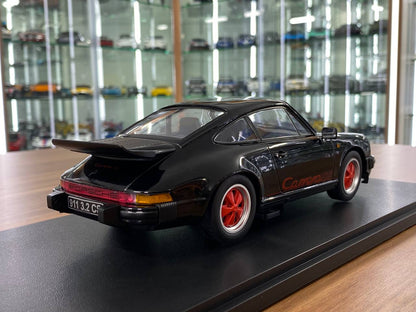 1/18 Diecast Metal Porsche Carrera CS 911 3.2 Clubsport 1989 by KK Scale