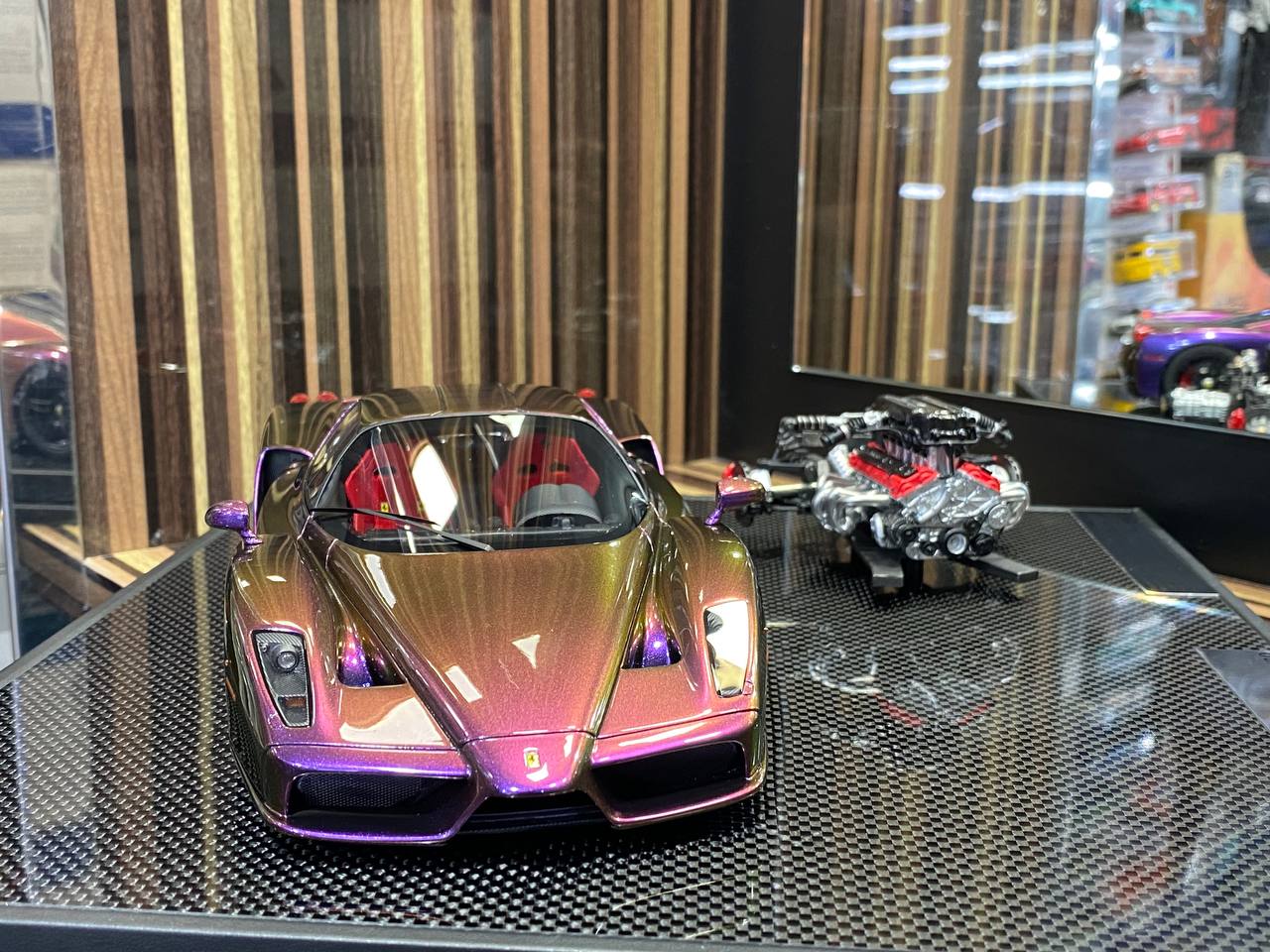 1/18 General Models Resin Model - Ferrari Enzo With Engine in Captivating Chameleon Finish|Sold in Dturman.com Dubai UAE.