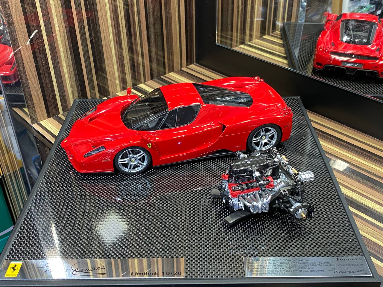 1/18 General Models Resin Model - Ferrari Enzo With Engine in Striking Red|Sold in Dturman.com Dubai UAE.