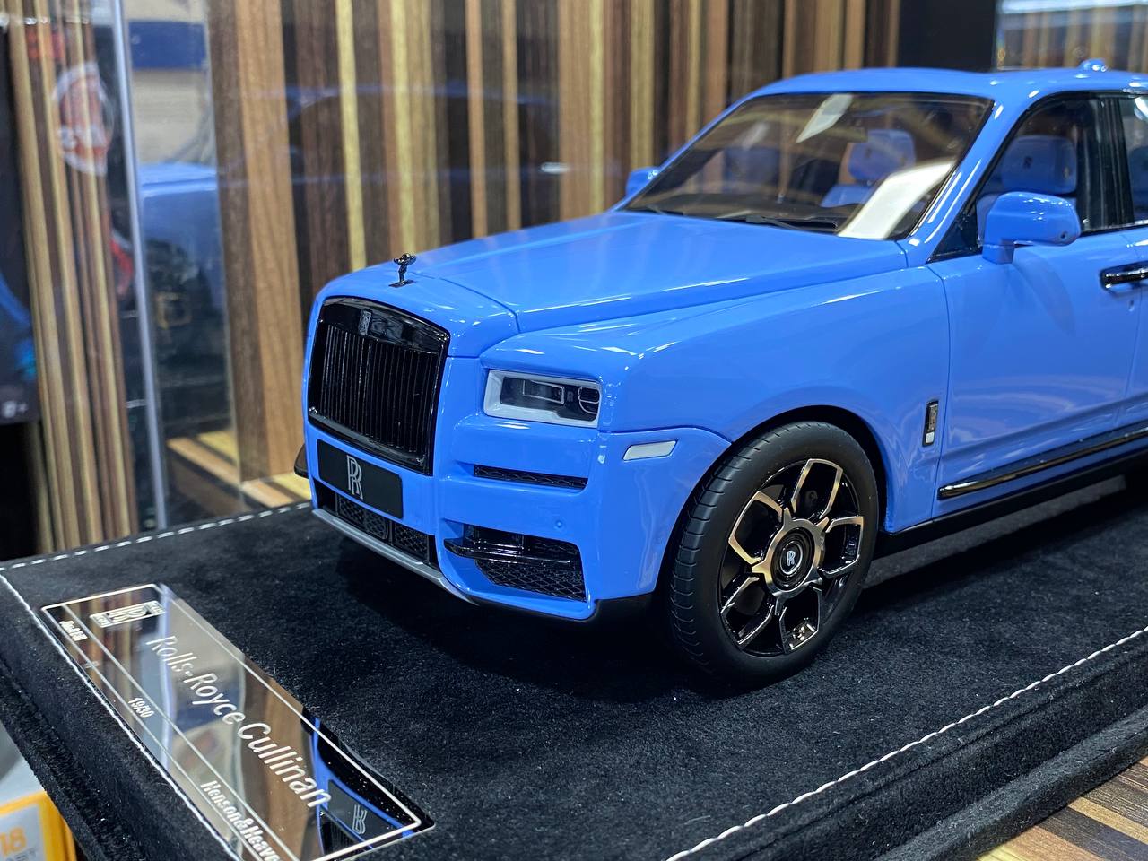 1/18 Henson&Heaven Resin Model - Rolls-Royce Cullinan Limited Edition in Baby Blue|Sold in Dturman.com Dubai UAE.