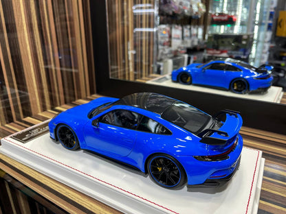 Davis & Giovanni Porsche 911 GT3 (992) 1/18 Resin Model - Blue|Sold in Dturman.com Dubai UAE.