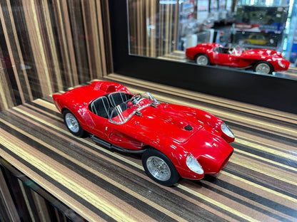 CMC Ferrari 250 - 1/18 Diecast Model, All Opening - Red