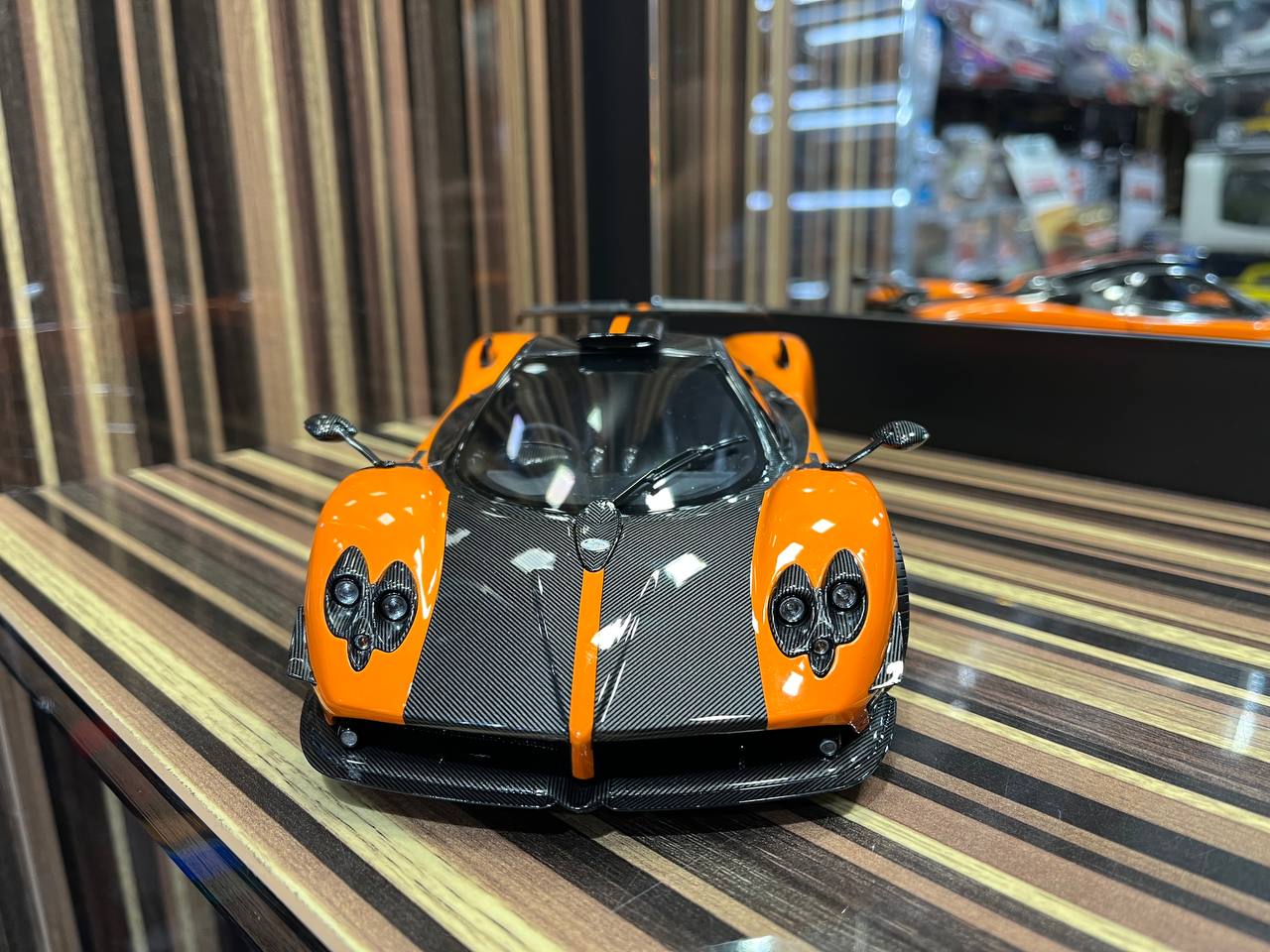 Almost Real Pagani Zonda F - 1/18 Diecast Model, All Opening - Orange/Carbon