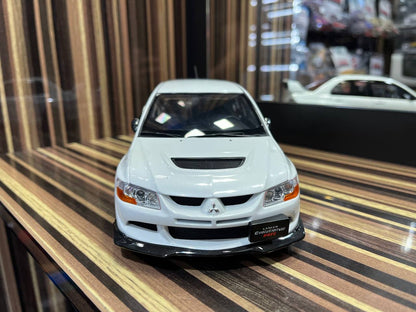 Super A Mitsubishi Lancer Evolution - 1/18 Diecast Model, All Opening - White