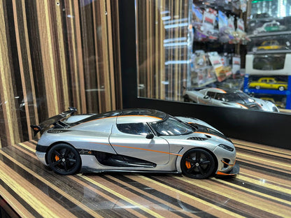 Auto Art Koenigsegg Agera RS - 1/18 Diecast Model, All Opening - Silver