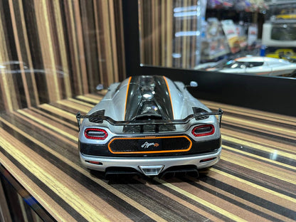 Auto Art Koenigsegg Agera RS - 1/18 Diecast Model, All Opening - Silver