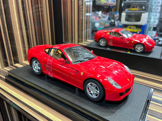 1/18 Diecast Model Ferrari 599 GTB Fiorano, Hotwheels Elite - Red